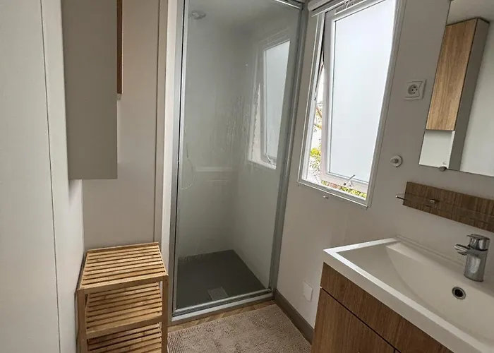 New Eleganzia مكان تخييم Fréjus